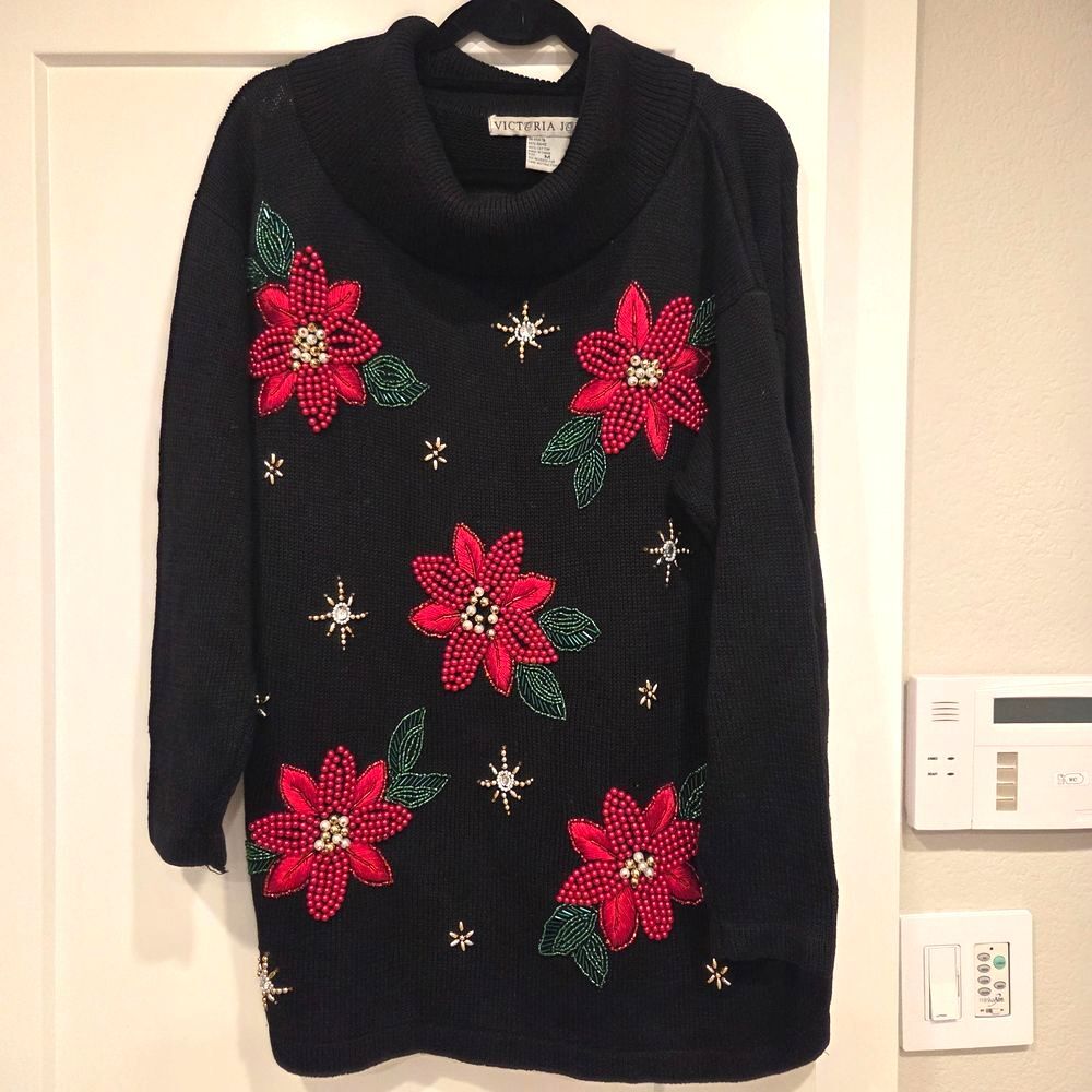 Vintage Victoria Jones Beaded Poinsettia Women's Cowl Neck Christmas Sweater M